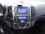 Hyundai i30 1.6i Dynamic Business Automatische airco, licht metalen velgen, afneembare trekhaak, cruise controle, enz.