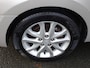 Hyundai i30 1.6i Dynamic Business Automatische airco, licht metalen velgen, afneembare trekhaak, cruise controle, enz.
