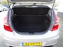 Hyundai i30 1.6i Dynamic Business Automatische airco, licht metalen velgen, afneembare trekhaak, cruise controle, enz.