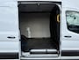 Ford E-Transit 75kWh 184PK 390 Elektrisch 75kWh 334km WLTP BEV Snelladen L2H2 Climate Control Tacho Carplay Camera Stoelverwarming Parkeersensoren voor achter