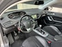 Peugeot 308 SW 1.2 e-THP Première / Trekhaak / Panorama / Alcantara / Camera / LED / Lichtmetaal