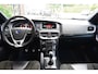 Volvo V40 2.0 D2 R Design