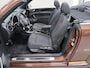 Volkswagen Beetle Cabriolet 1.2 TSI Sound 2018 Camera Navigatie App Connect Stoelverwarming Airco-ECC Windscherm Boekjes 17 inch Sportvelgen PDC Bluetooth Cruisecontrol