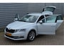 Skoda Octavia Combi 1.5 TSI Greentech Business Edition Plus O.a: Leder, Stoelverw, Camera, Haak, PDC, Carplay, Etc. All-in Prijs!