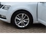 Skoda Octavia Combi 1.5 TSI Greentech Business Edition Plus O.a: Leder, Stoelverw, Camera, Haak, PDC, Carplay, Etc. All-in Prijs!