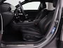 Mercedes-Benz A-klasse 250e AMG | Stoelverwarming | Carplay | Camera | Leder/Alcantara | Sfeerverlichting | Park Assist | Widescreen | Full LED | Dodehoek detectie | PHEV | Plug In