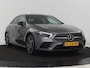 Mercedes-Benz A-klasse 250e AMG | Stoelverwarming | Carplay | Camera | Leder/Alcantara | Sfeerverlichting | Park Assist | Widescreen | Full LED | Dodehoek detectie | PHEV | Plug In