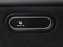 Mercedes-Benz A-klasse 250e AMG | Stoelverwarming | Carplay | Camera | Leder/Alcantara | Sfeerverlichting | Park Assist | Widescreen | Full LED | Dodehoek detectie | PHEV | Plug In
