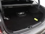 Mercedes-Benz A-klasse 250e AMG | Stoelverwarming | Carplay | Camera | Leder/Alcantara | Sfeerverlichting | Park Assist | Widescreen | Full LED | Dodehoek detectie | PHEV | Plug In