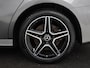 Mercedes-Benz A-klasse 250e AMG | Stoelverwarming | Carplay | Camera | Leder/Alcantara | Sfeerverlichting | Park Assist | Widescreen | Full LED | Dodehoek detectie | PHEV | Plug In
