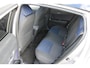 Toyota C-HR 1.8 Hybrid Bi-Tone Plus | Incl. 12 maanden garantie | Adaptieve cruise control | Stoel/stuurverwarming | Climate control | Parkeercamera | Parkeersensoren | DAB | Navigatie | JBL audio |
