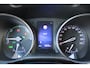 Toyota C-HR 1.8 Hybrid Bi-Tone Plus | Incl. 12 maanden garantie | Adaptieve cruise control | Stoel/stuurverwarming | Climate control | Parkeercamera | Parkeersensoren | DAB | Navigatie | JBL audio |