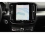 Volvo XC40 B4 Automaat Plus Dark | Trekhaak | Parkeercamera | Verwarmbare Voorstoelen | Apple Carplay/ Android Auto | Power Seats | BLIS Dodehoekdetectie | Adaptieve Cruise Control | Google Infotainment