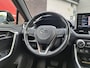 Toyota RAV4 2.5 Hybrid AWD Bi-Tone TREKHAAK 1650KG TREKGEWICHT PDC STUUR EN STOELVERWARMING
