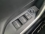 Toyota RAV4 2.5 Hybrid AWD Bi-Tone TREKHAAK 1650KG TREKGEWICHT PDC STUUR EN STOELVERWARMING