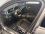 Mercedes-Benz A-klasse 200 Launch Edition Premium AUTOMAAT NAVI AIRCO CAMERA CRUISE CONTROLE AMBIANCE VERLICHTING APPLE CARPLAY ANDRIOD AUTO AMG PAKKET ZEER MOOIE AUTO