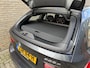 BMW 3-Serie 330e M-pakket | Panoramadak | Leder | Sportstoelen | Live cockpit | Wegklapbare trekhaak | Navigatie | Apple CarPlay | Rijstrooksensor | Climate control | 18 inch LMV | LED | DAB | PDC voor+achter | Camera | Volledig onderhouden