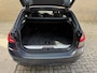 BMW 3-Serie 330e M-pakket | Panoramadak | Leder | Sportstoelen | Live cockpit | Wegklapbare trekhaak | Navigatie | Apple CarPlay | Rijstrooksensor | Climate control | 18 inch LMV | LED | DAB | PDC voor+achter | Camera | Volledig onderhouden