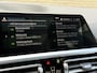 BMW 3-Serie 330e M-pakket | Panoramadak | Leder | Sportstoelen | Live cockpit | Wegklapbare trekhaak | Navigatie | Apple CarPlay | Rijstrooksensor | Climate control | 18 inch LMV | LED | DAB | PDC voor+achter | Camera | Volledig onderhouden
