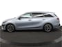 Kia Ceed Sportswagon 1.5 T-GDi GT-Line Apple Carplay/Android Auto - Cruise Control - Dodehoekdetectie - Panoramadak - Navigatie - Stuur/Stoelverwarming Fabrieksgarantie tot 07-2031
