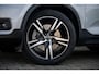 Volvo XC40 1.5 T4 Recharge R-Design | Trekhaak | Power Seats | Adaptive Cruise | Stoel & Stuurverwarming | 19" | Memory |