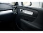 Volvo XC40 1.5 T4 Recharge R-Design | Trekhaak | Power Seats | Adaptive Cruise | Stoel & Stuurverwarming | 19" | Memory |