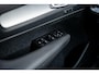Volvo XC40 1.5 T4 Recharge R-Design | Trekhaak | Power Seats | Adaptive Cruise | Stoel & Stuurverwarming | 19" | Memory |