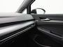 Volkswagen Golf 1.5 eHybrid 272 Pk Automaat GTE | Nieuw Model | Matrix LED | Panoramadak | Head-Up | 360 Camera | DCC | Black Style | Trekhaak | 18 Inch | 12.605 Km!!