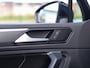 Volkswagen Tiguan 1.5 TSI R-Line Business+ | Pano | Keyless | IQ Light | Trekhaak | Stuur/Stoelverw.
