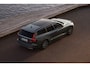 Volvo V60 2.0 T8 Plug-in hybrid AWD Ultra Perf. Ed. Dark | Polestar Engineered Optimisation | Sportstoelen | Head-Up Display | 360 Camera | Panoramadak | Stoel & Stuurverwarming |