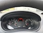 Renault Clio 1.2-16V Special Line 5-Deurs 75 PK. Zuinige en zeer fijn rijdende auto !!! Slechts 159.000 KM !!