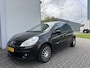 Renault Clio 1.2-16V Special Line 5-Deurs 75 PK. Zuinige en zeer fijn rijdende auto !!! Slechts 159.000 KM !!