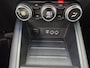 Renault Captur 1.6 E-Tech Plug-in Hybrid 160 Initiale Paris / Automaat / Apple Carplay Android Auto / Rondomzicht camera / Stuur-, en Stoelverwarming / Keyless Entry/Start / Navigatie /