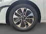 Kia Ceed Sportswagon 1.6 GDI PHEV DynamicPlusLine | Plug-in Hybride | Stoel en stuurverwarming | Navigatie | Camera | Apple Carplay / Android Auto | Gertinte ramen achter |