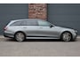 Mercedes-Benz E-klasse Estate 300 de Premium+ AMG Line | Distronic+ | Panoramadak | Burmester | Keyless Go | Rijassistentiepakket | Surround Camera | Leder |