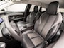 Peugeot 308 SW 1.2 PureTech Allure Sport Automaat (APPLE CARPLAY, GROOT NAVI, LEDER, 360 CAMERA, SPORTSTOELEN, ADAPTIVE CRUISE, GETINT GLAS, KEYLESS, NIEUWE APK, NIEUWSTAAT)