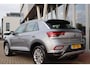 Volkswagen T-Roc 1.5TSI 150PK AUTOMAAT STYLE Navi Carplay | ERGO-Stoel | Adapt.Cruise | Electr.Klep | Camera | Keyless | Stoel/stuurverw | IQ Light |