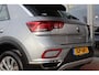Volkswagen T-Roc 1.5TSI 150PK AUTOMAAT STYLE Navi Carplay | ERGO-Stoel | Adapt.Cruise | Electr.Klep | Camera | Keyless | Stoel/stuurverw | IQ Light |