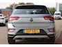 Volkswagen T-Roc 1.5TSI 150PK AUTOMAAT STYLE Navi Carplay | ERGO-Stoel | Adapt.Cruise | Electr.Klep | Camera | Keyless | Stoel/stuurverw | IQ Light |