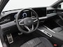 Volkswagen Passat Variant 1.5 eHybrid 272 Pk Automaat R-Line Edition | Matrix LED | Panoramadak | Head-Up | Black Style | Trekhaak | 18" | 19.087 Km!!