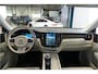 Volvo XC60 2.0 T8 AWD Recharge LONG RANGE 335kW/455pk Aut8 Ultimate Bright LUCHTVERING + HARMAN/KARDON + PANORAMADAK + PILOT ASSIST + ADAPT.CRUISE + LANE ASSIST + STOELMASSAGE + STOELVERWARMING&-VENTILATIE + 360 CAMERA + KEYLESS + PARKSENSOREN + 20" LM-VELGEN!!