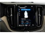 Volvo XC60 2.0 T8 AWD Recharge LONG RANGE 335kW/455pk Aut8 Ultimate Bright LUCHTVERING + HARMAN/KARDON + PANORAMADAK + PILOT ASSIST + ADAPT.CRUISE + LANE ASSIST + STOELMASSAGE + STOELVERWARMING&-VENTILATIE + 360 CAMERA + KEYLESS + PARKSENSOREN + 20" LM-VELGEN!!