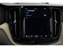 Volvo XC60 2.0 T8 AWD Recharge LONG RANGE 335kW/455pk Aut8 Ultimate Bright LUCHTVERING + HARMAN/KARDON + PANORAMADAK + PILOT ASSIST + ADAPT.CRUISE + LANE ASSIST + STOELMASSAGE + STOELVERWARMING&-VENTILATIE + 360 CAMERA + KEYLESS + PARKSENSOREN + 20" LM-VELGEN!!