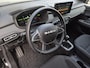Dacia Jogger 1.6 Hybrid 140 Expression 7p. Automaat / 7 Persoons / Navigatie via Apple Carplay of Android Auto / Stoelverwarming / Cruise control / Achteruitrijcamera / Climate control / Parkeersensoren voor en achter /