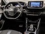 Peugeot 2008 1.2 PureTech Allure Sport Automaat (VIRTUAL COCKPIT, APPLE CARPLAY, GROOT NAVI, LEDER, STOELVERWARMING, 360 CAMERA, LED KOPLAMPEN, LM VELGEN, KEYLESS, NIEUWSTAAT)