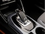 Peugeot 2008 1.2 PureTech Allure Sport Automaat (VIRTUAL COCKPIT, APPLE CARPLAY, GROOT NAVI, LEDER, STOELVERWARMING, 360 CAMERA, LED KOPLAMPEN, LM VELGEN, KEYLESS, NIEUWSTAAT)