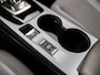 Peugeot 2008 1.2 PureTech Allure Sport Automaat (VIRTUAL COCKPIT, APPLE CARPLAY, GROOT NAVI, LEDER, STOELVERWARMING, 360 CAMERA, LED KOPLAMPEN, LM VELGEN, KEYLESS, NIEUWSTAAT)
