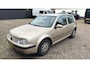 Volkswagen Golf 1.6-16V Trendline - MOTORSTORING -