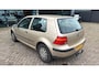 Volkswagen Golf 1.6-16V Trendline - MOTORSTORING -