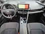 Toyota C-HR 1.8 Hybrid 140 Dynamic Automaat / Nieuw Model / Allseason banden / Stuur-, Stoel en Voorruitverwarming / Achteruitrijcamera / Elektrische achterklep / Keyless Entry/Start / Adaptief CC / Apple Carplay Android Auto / Climate control /
